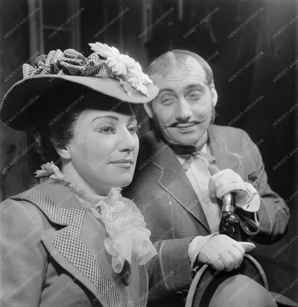 Színház - Mákvirágok