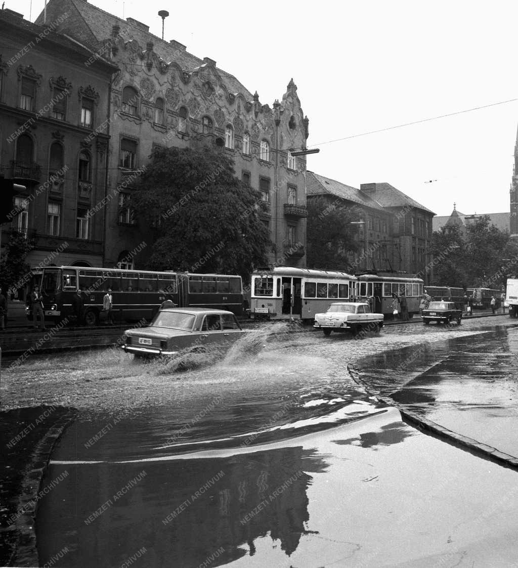 Időjárás – Felhőszakadás Budapesten