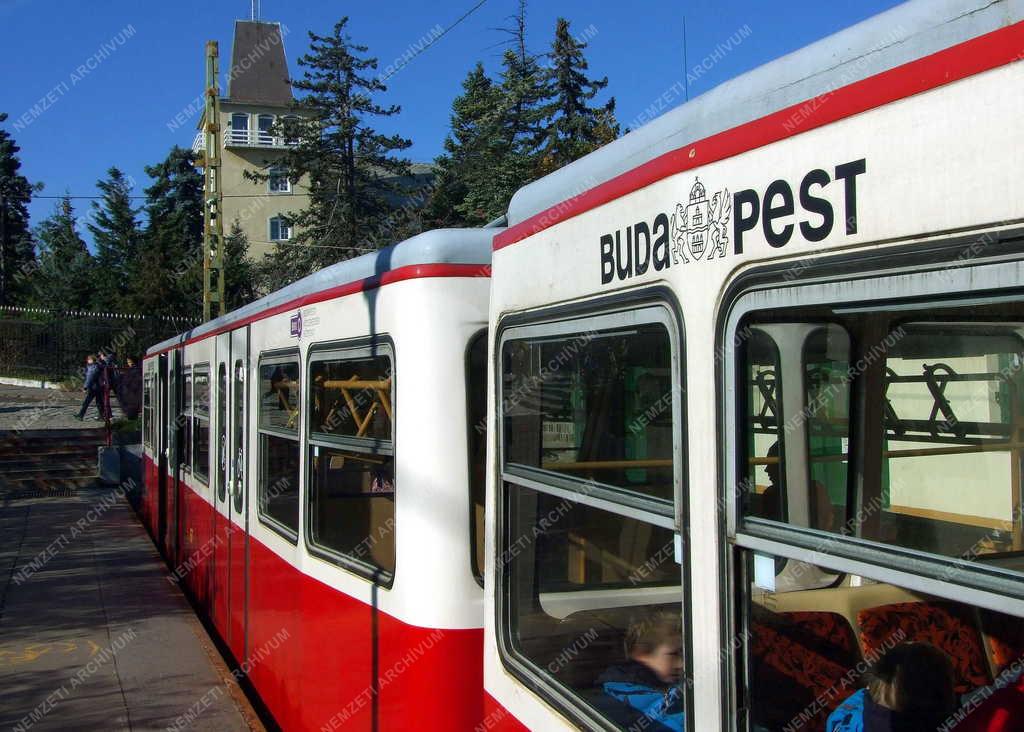 Közlekedés - Budapest - A fogaskerekű Széchenyi-hegyi végállomása
