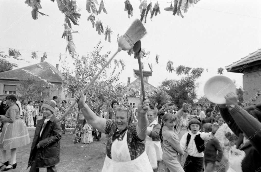 Kultúra - A tápiószecsői lakodalomban
