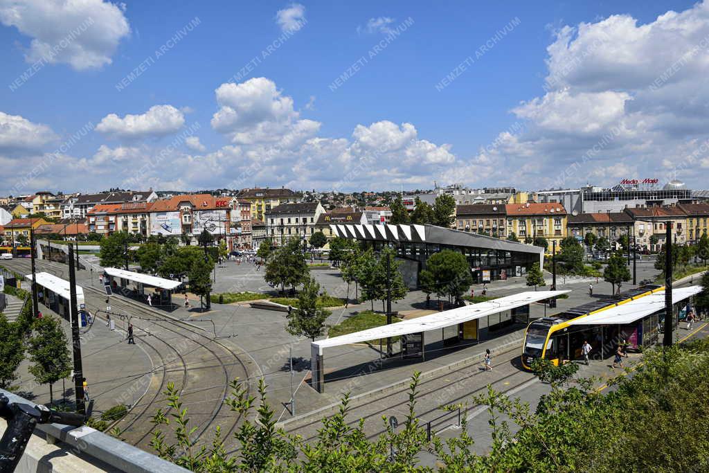 Városkép - Budapest - Széll Kálmán tér