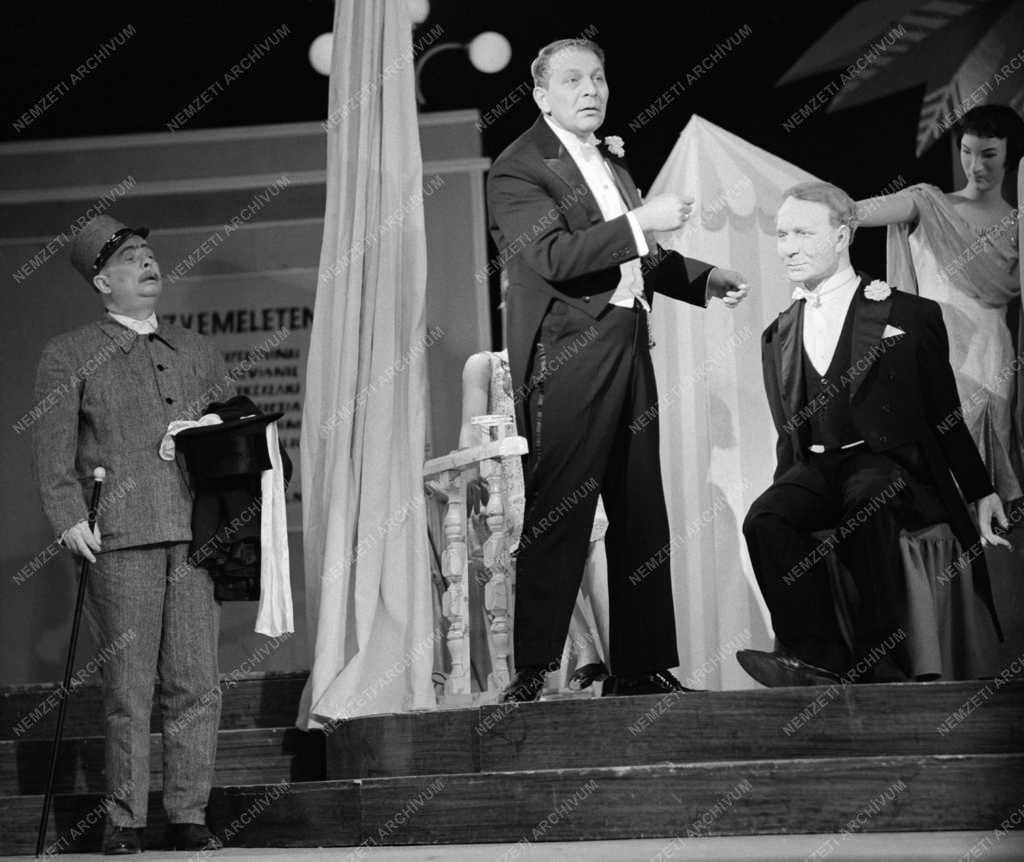 Kultúra - Színház - Molnár Ferenc-Hidas Frigyes: Riviera