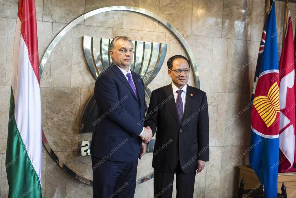 Orbán Viktor Indonéziában