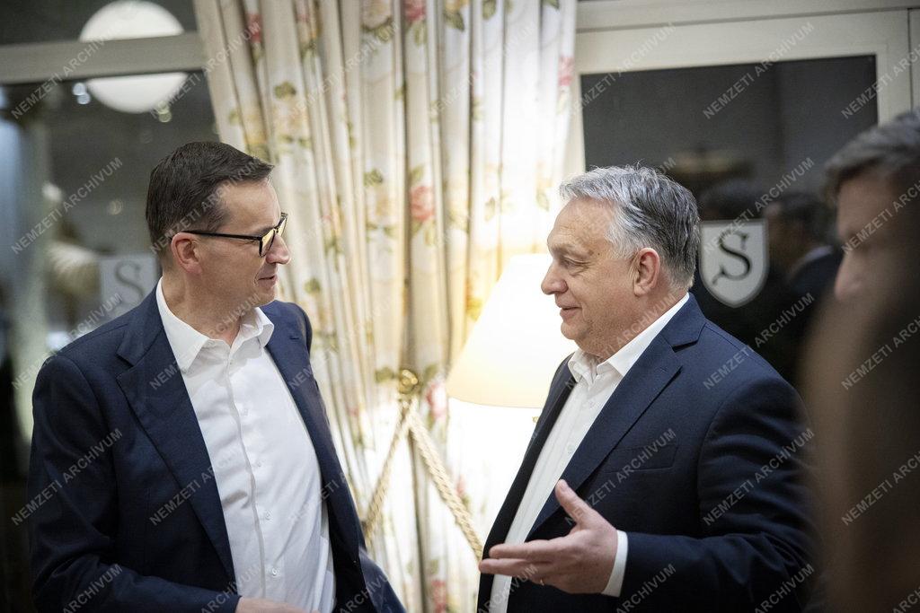 Orbán Viktor Brüsszelben