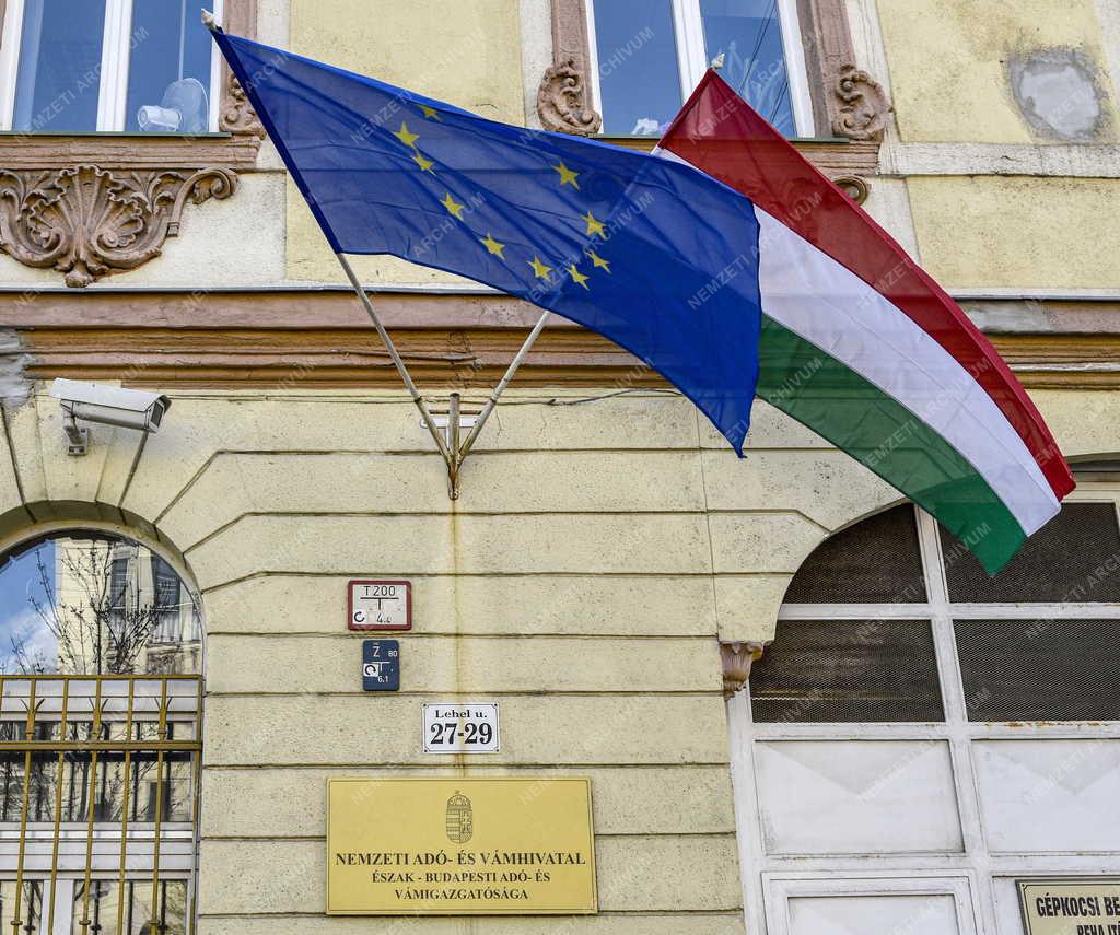 Közigazgatás - Észak Budapesti Adó- és Vámigazgatóság