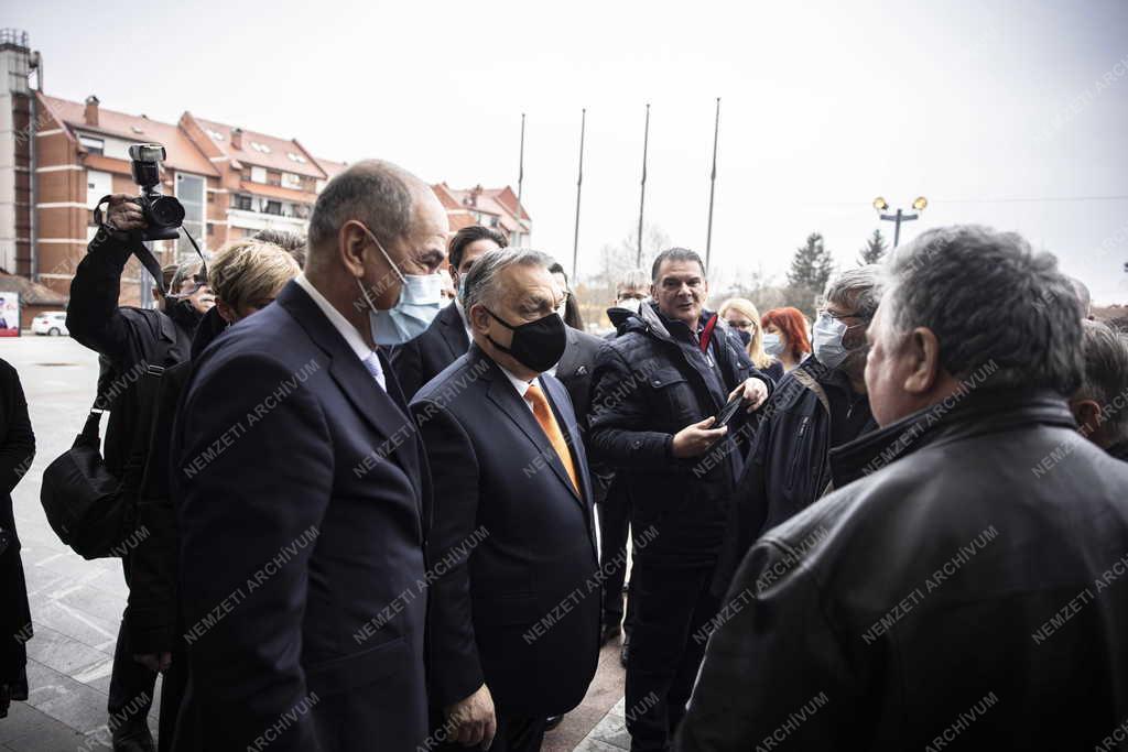 Magyar-szlovén kormányfői csúcstalálkozó Lendván