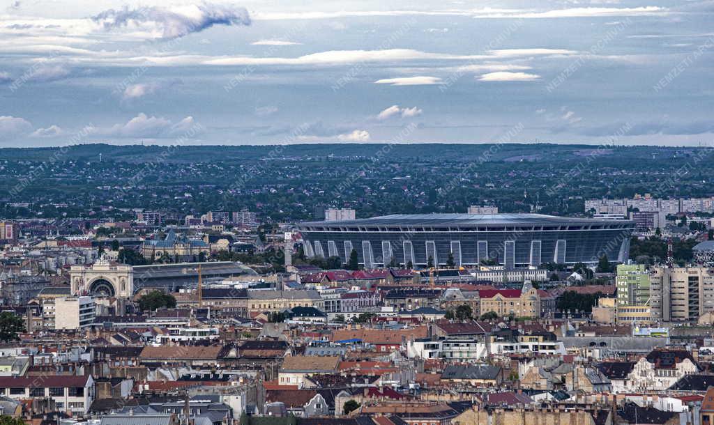Városkép - Budapest - Látkép a Gellért-hegyről 