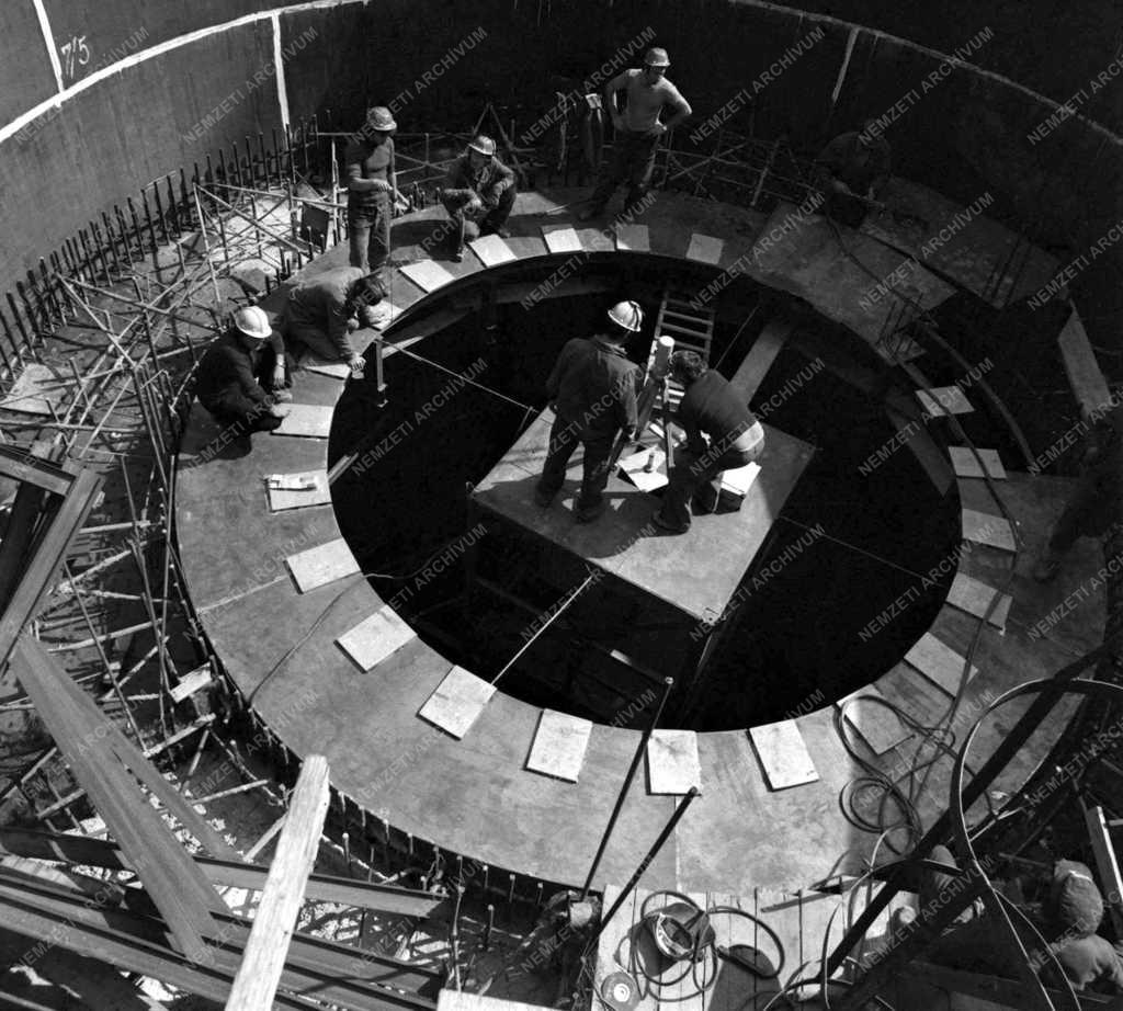 Épül a Paksi Atomerőmű