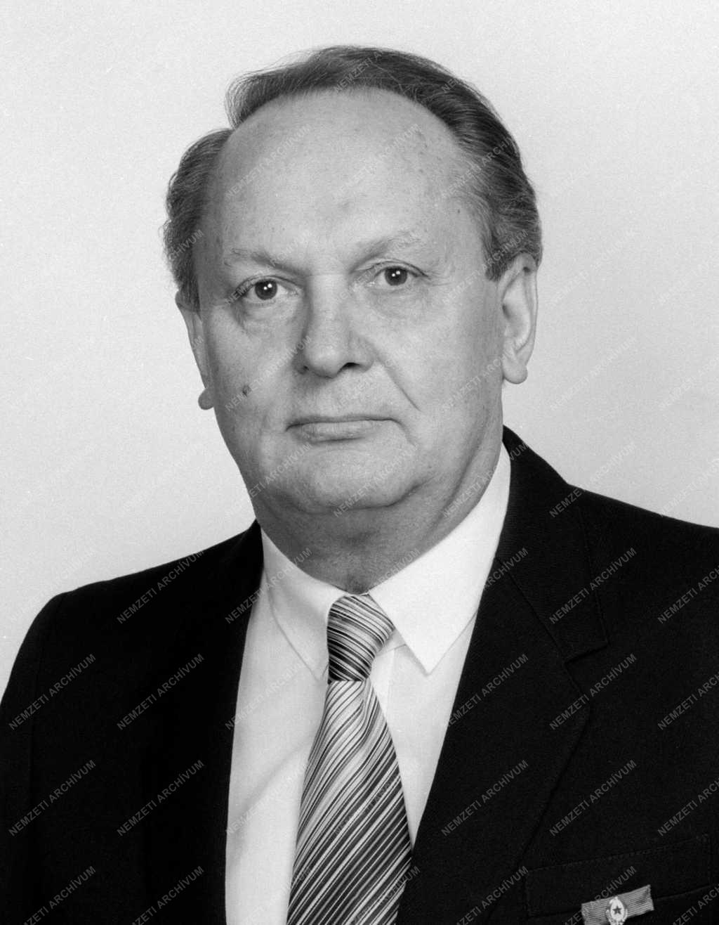 1985-ös Állami Díjasok - Kenderfi József