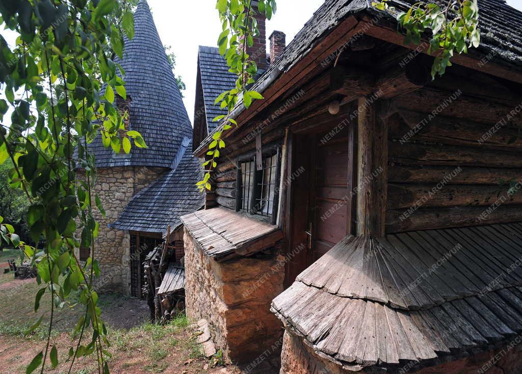 Műemlék - Kós Károly háza, a Varjúvár