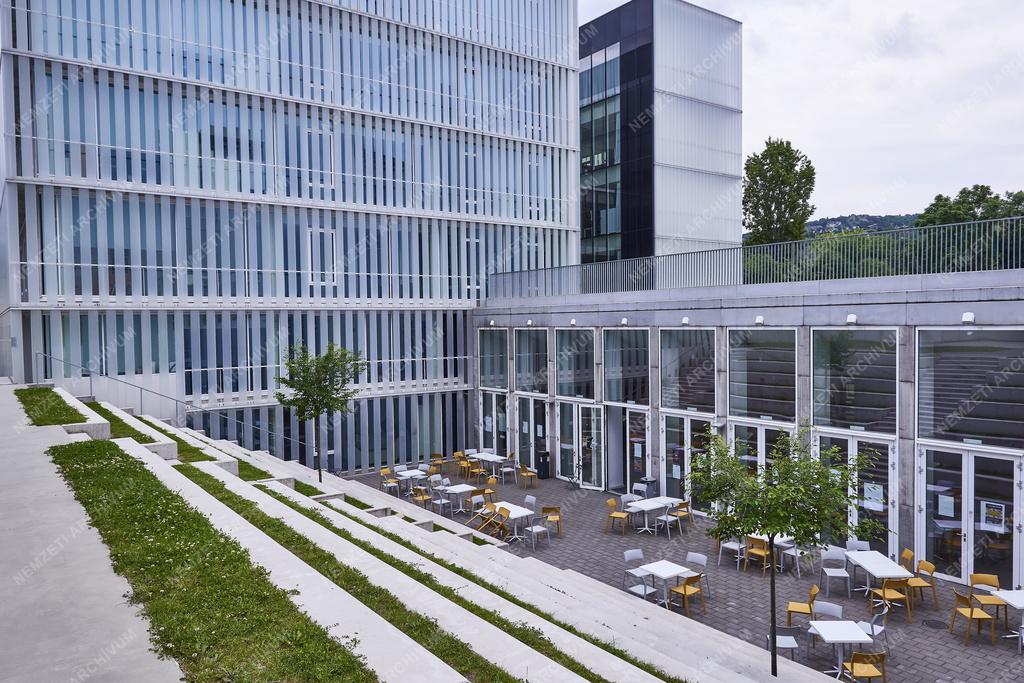 Oktatás - Budapest - Moholy-Nagy Művészeti Egyetem
