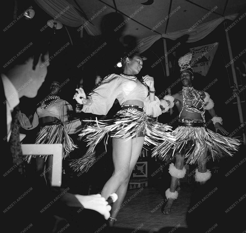 A szerző válogatása - Uti képek az Egyesült Arab Köztársaságból 