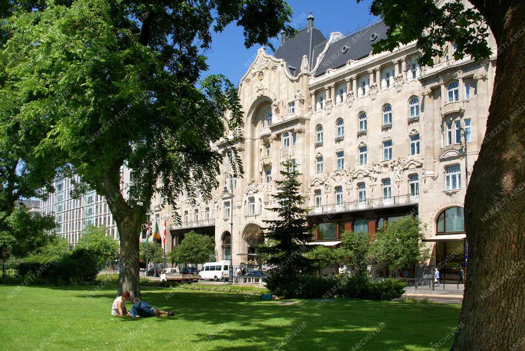 Budapest -  Gresham-palota
