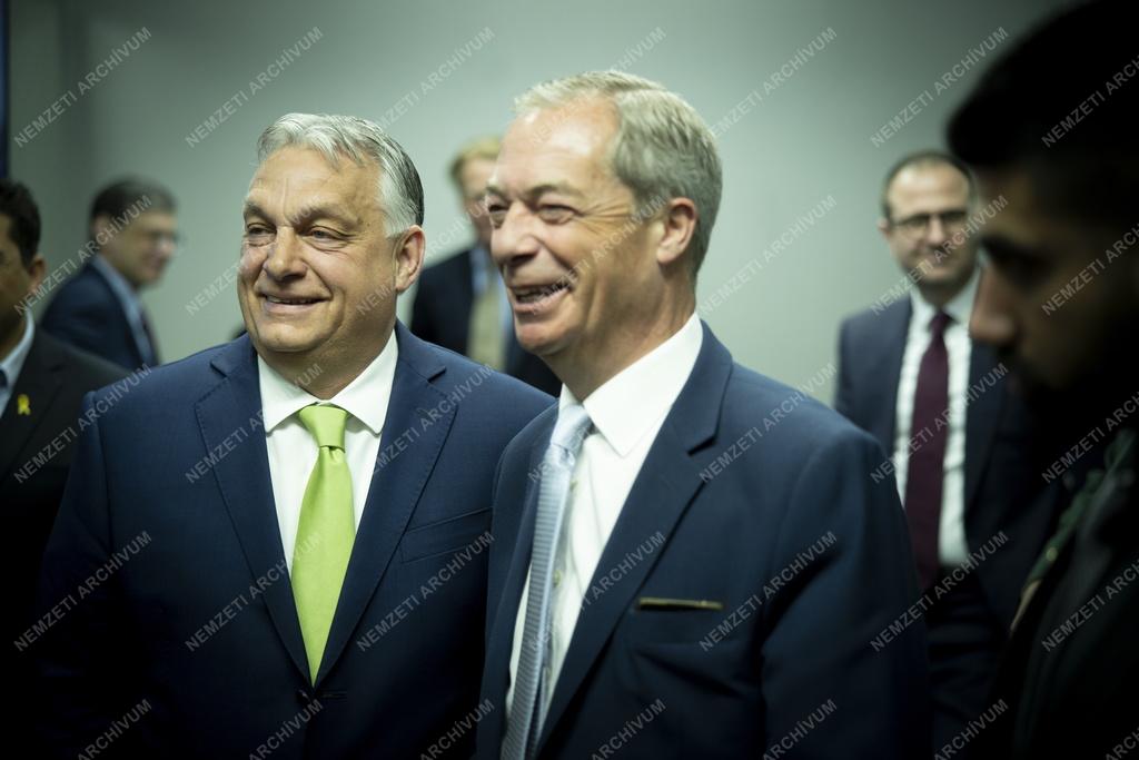Orbán Viktor Brüsszelben