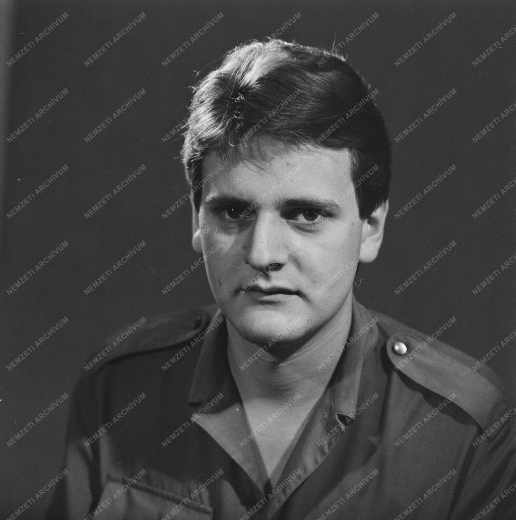 Kultúra - Tóth-Tahi Máté színművész