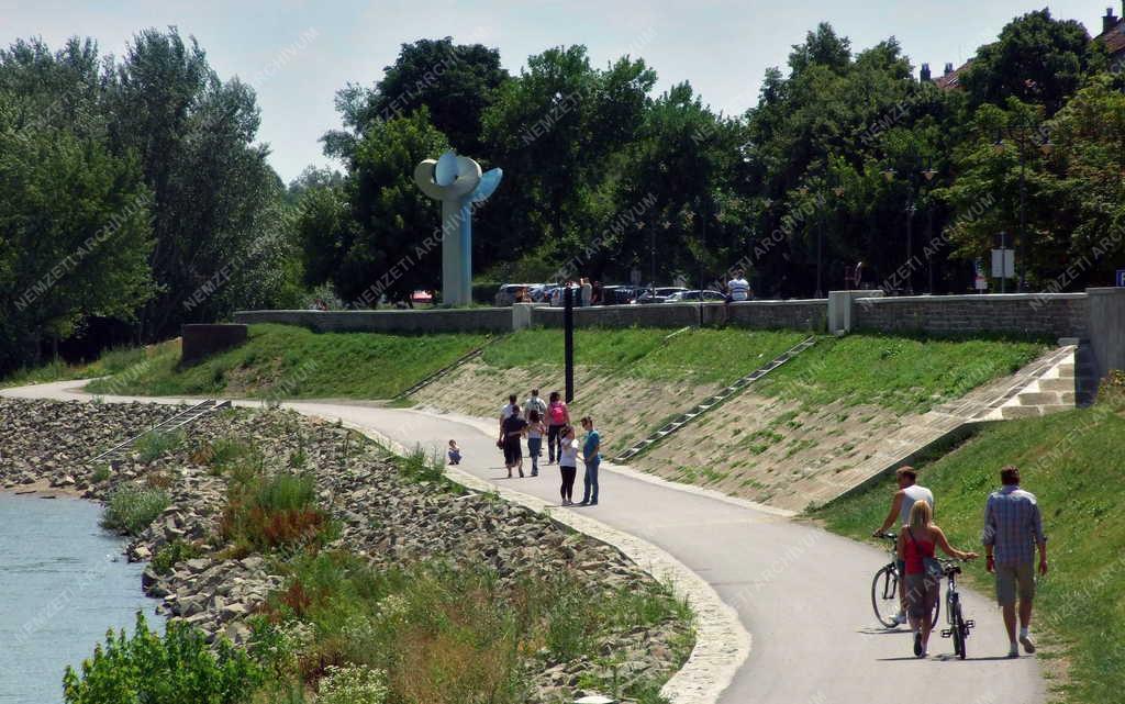 Városkép - Szentendre - A Duna-korzó