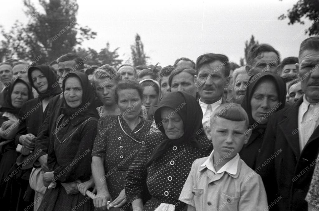 Belpolitika - Tisztavatási ünnepség