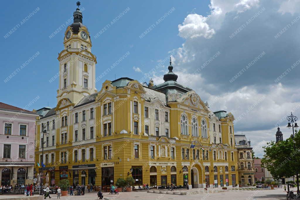 Városkép - Pécs - Városháza