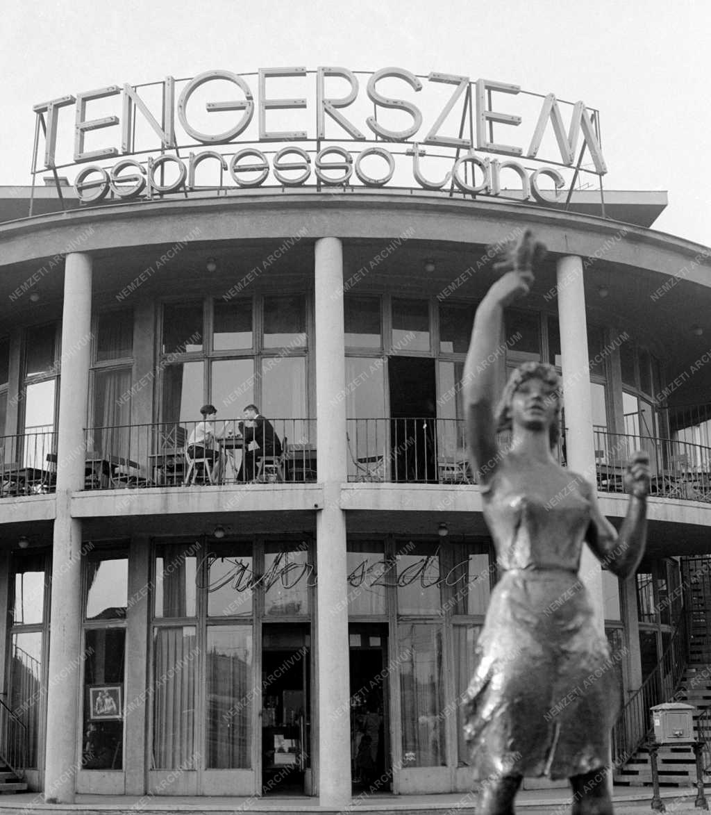 Városkép - Tengerszem presszó Kőbányán