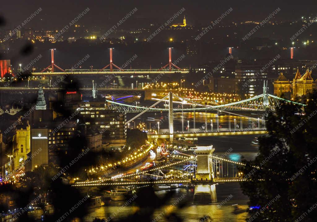 Városkép - Budapest - Esti felvétel