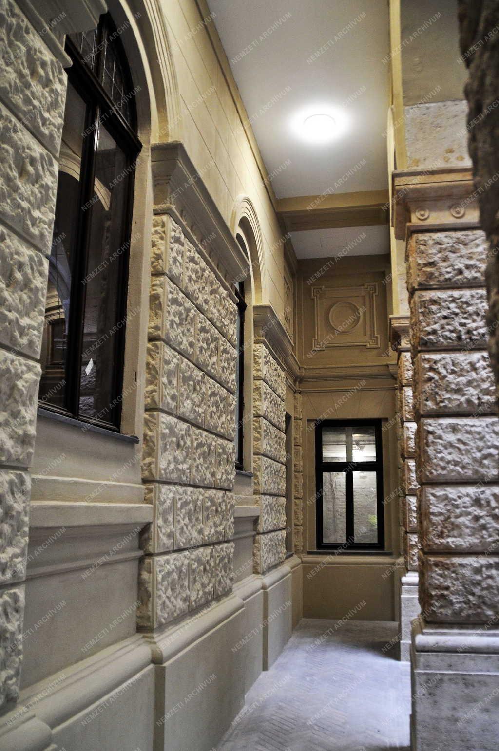 Műemlékvédelem - Budapest - Újjászületett a hajdanvolt Palermo kávéház épülete