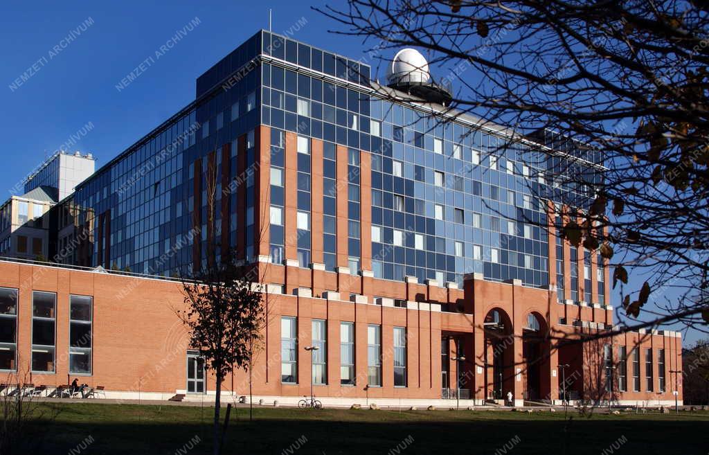 Városkép - Lágymányos -  Az ELTE TTK épülete