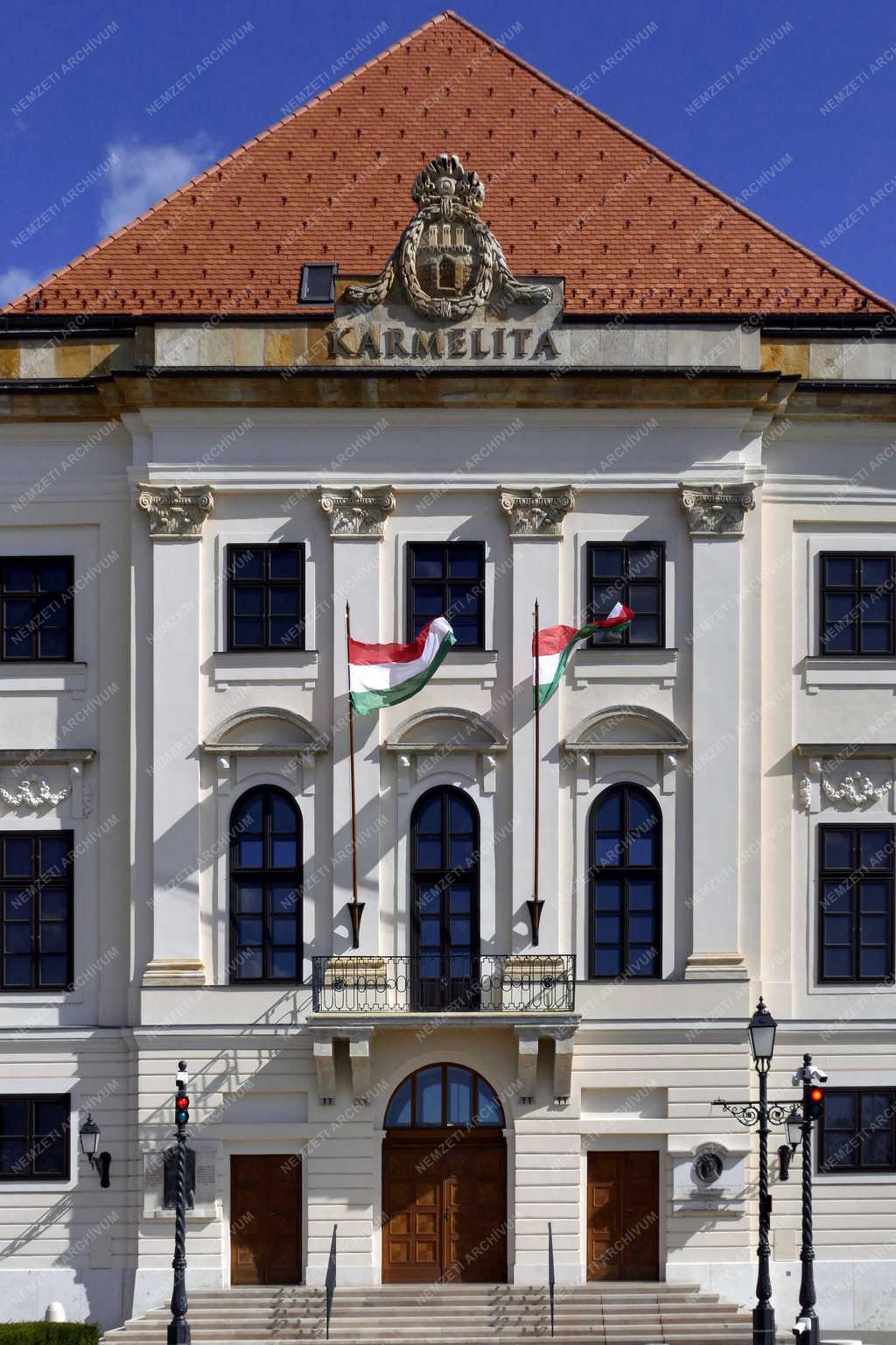 Épületfotó - Budapest - A Karmelita kolostor a Várban