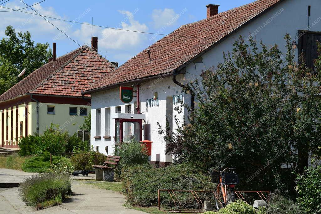 Szolgáltatás - Mátételke - Postahivatal