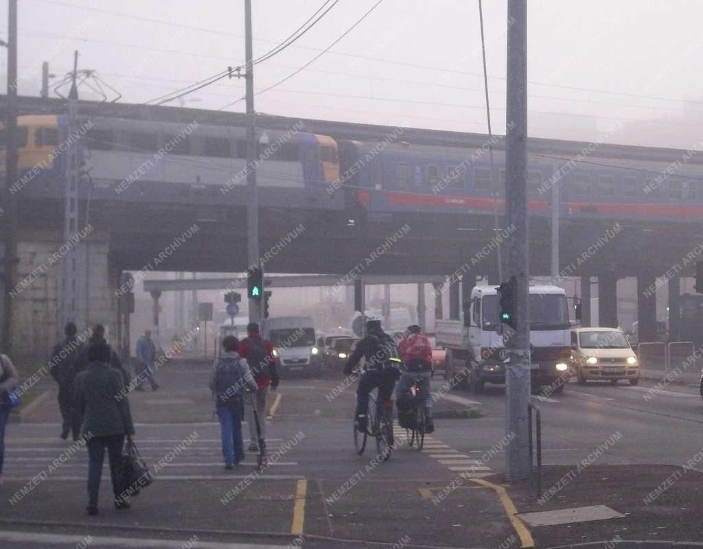 Időjárás - Budapest - Ködös reggel