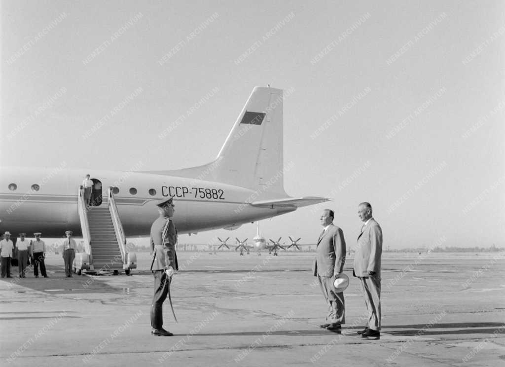 Külkapcsolat - Magyar párt- és kormánydelegáció a Szovjetunióban