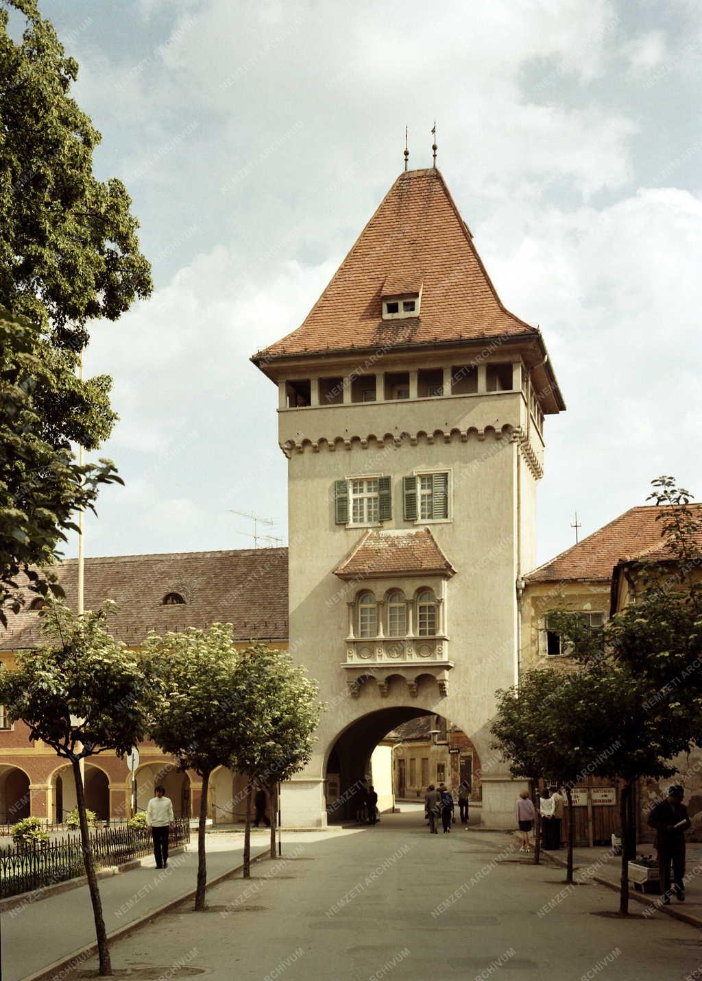 Városkép - A Hősök tornya