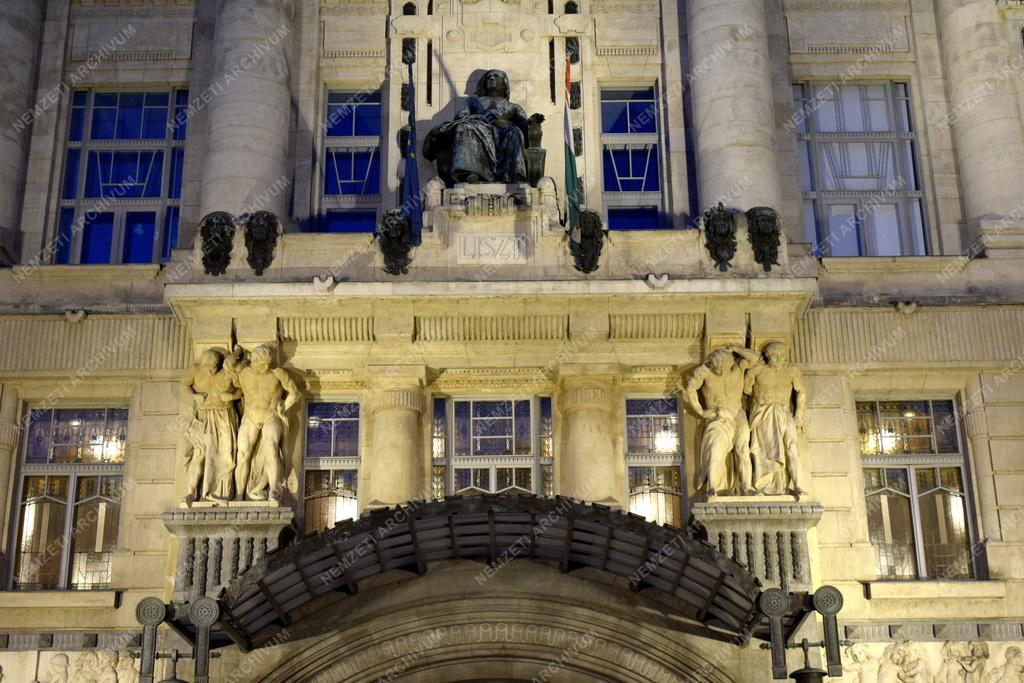 Oktatás - Kultúra - Budapest - Liszt Ferenc Zeneművészeti Egyetem  