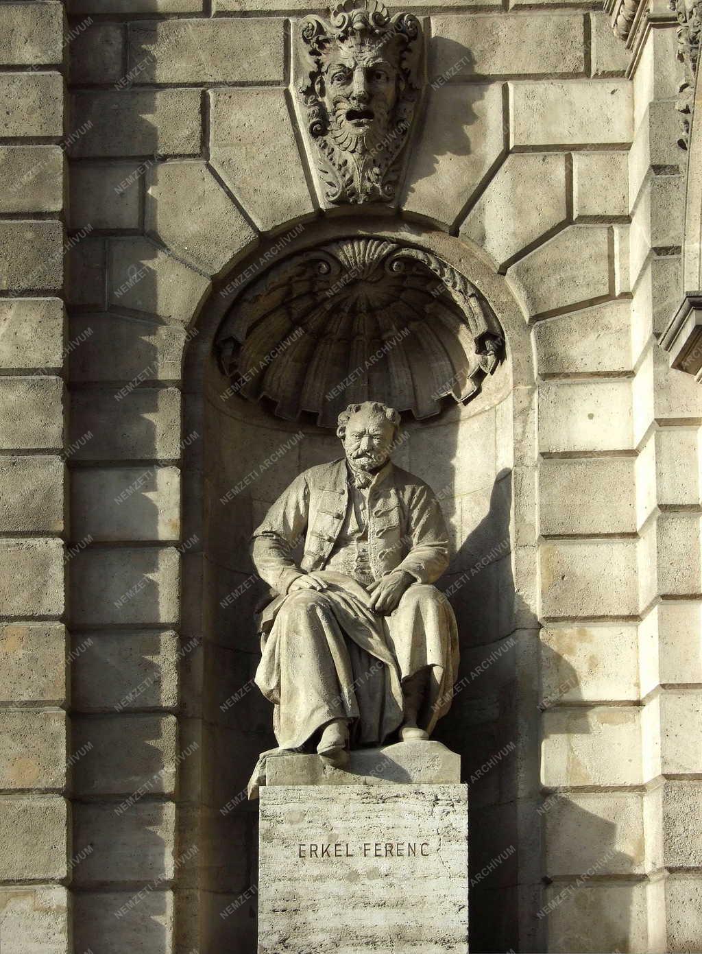 Erkel Ferenc-szobor