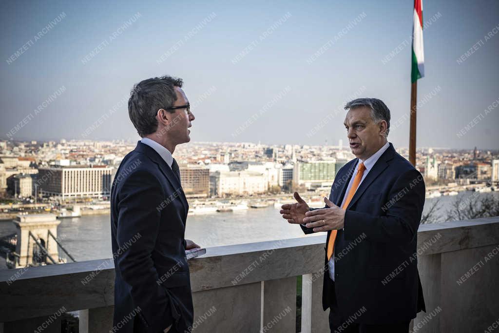 Orbán Viktor - Douglas Murray brit iró-újságíró