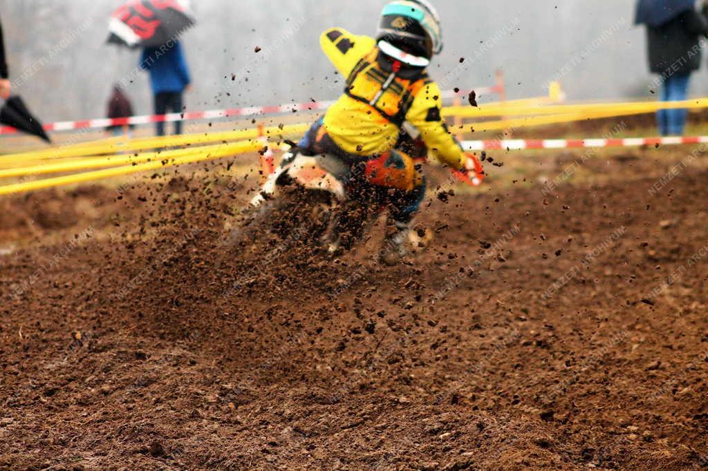 Sport - Kup - Motocross verseny