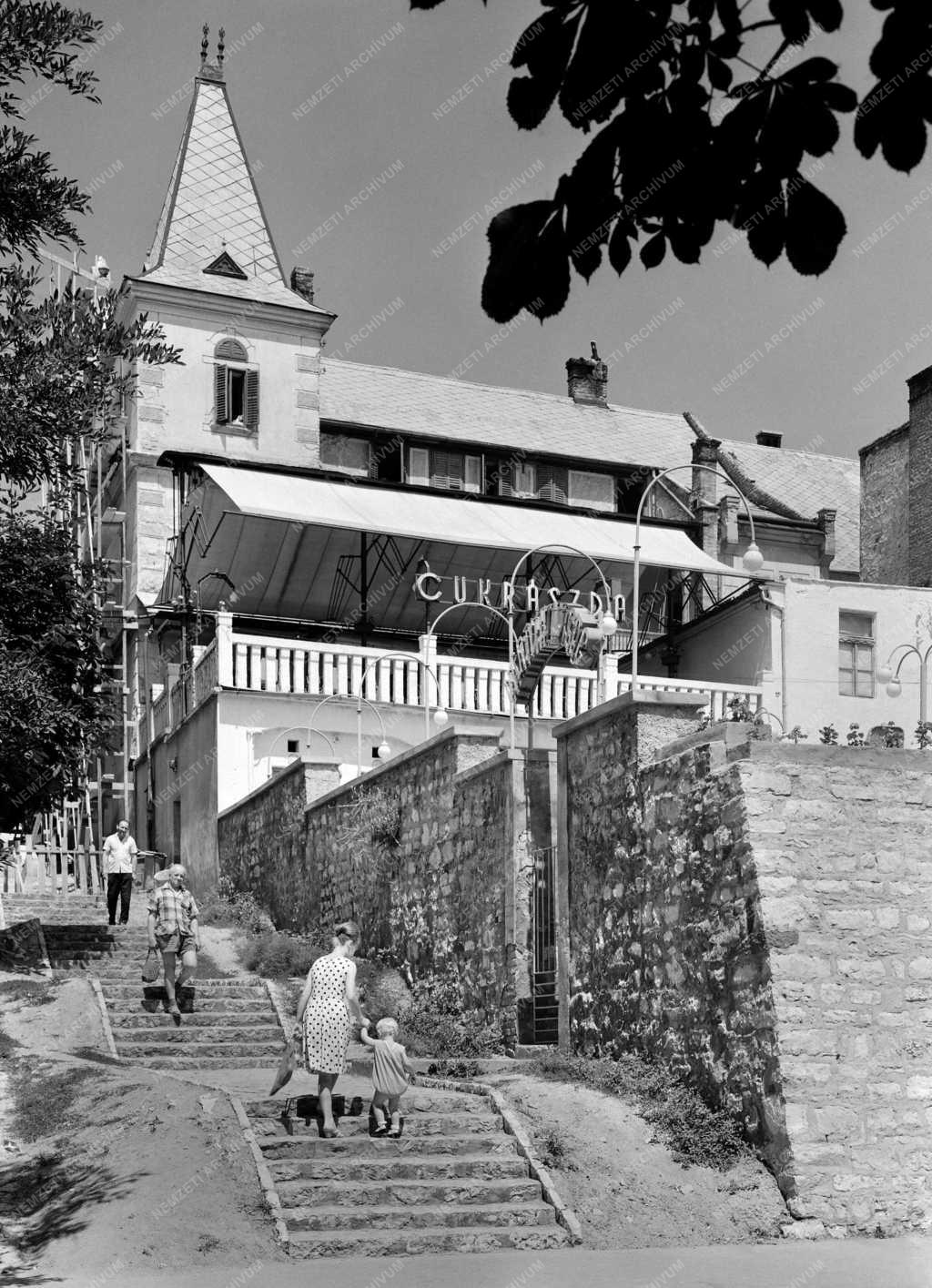 Városkép - Balatonfüred - Kedves Cukrászda