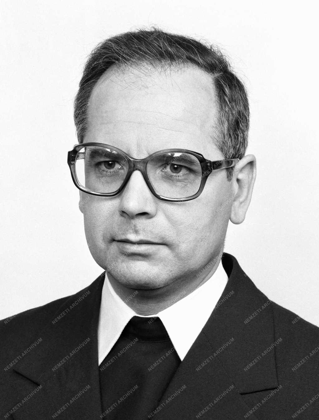 Belpolitika - Parlamenti képviselők