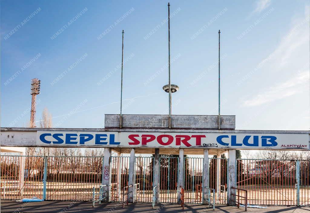 Épület - Budapest - Csepel Stadion 
