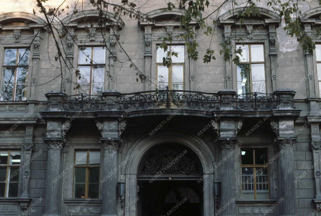 Városkép - Palotanegyed - Mágnásfertály - Festetics-palota
