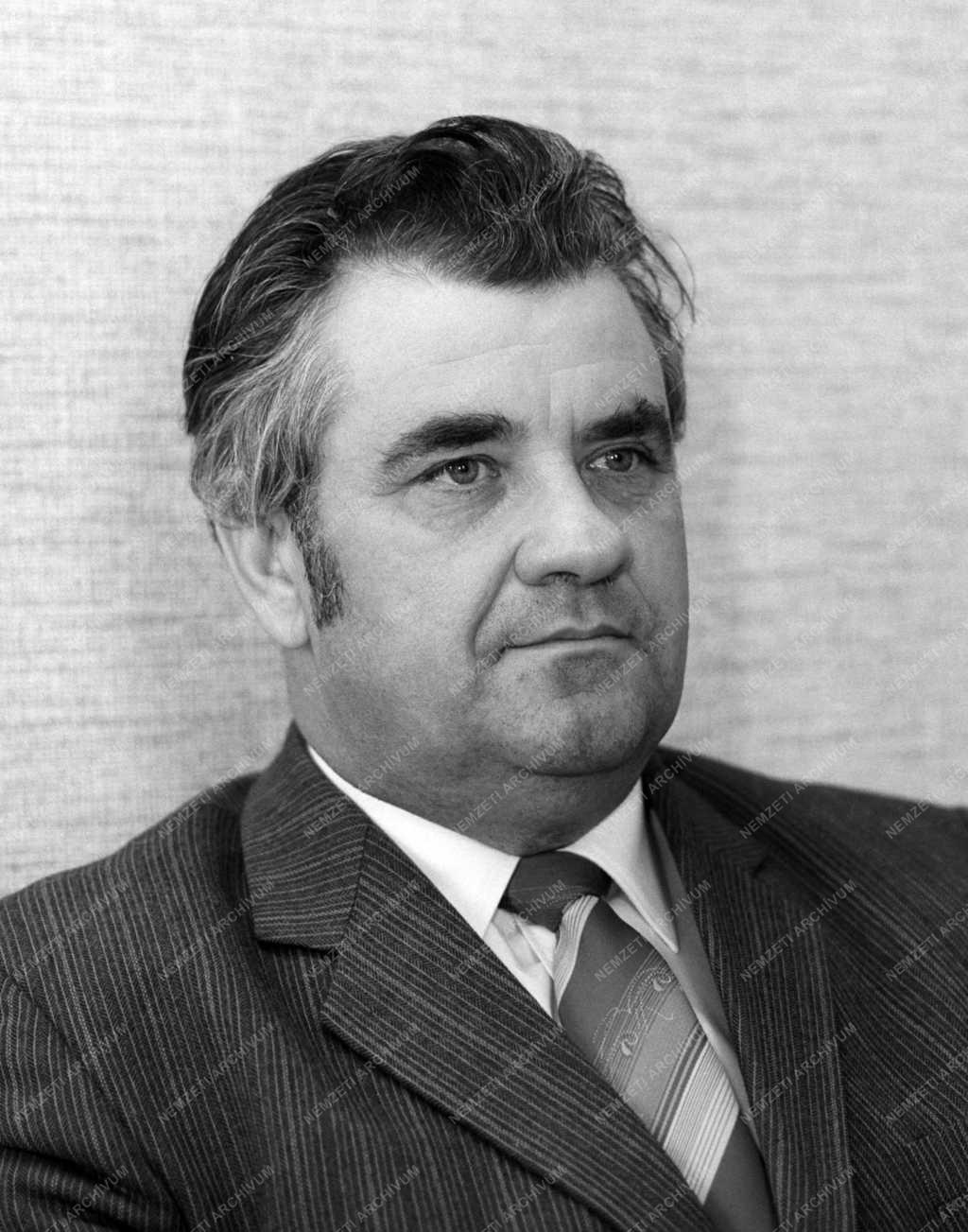 Belpolitika - Önkormányzat
