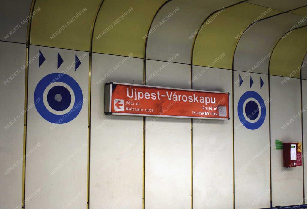 Közlekedés - Budapest - Az M3-as metró északi szakasza felújítás előtt