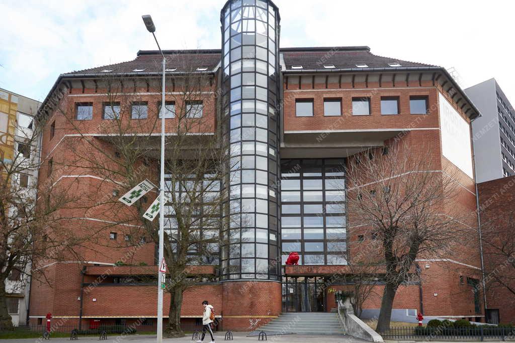 Szolgáltatás - Budapest - BIFLOFT Irodaház