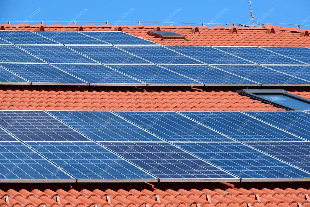 Energia - Napelemek a helvéciai Napvirág Óvoda és Bölcsőde épületén