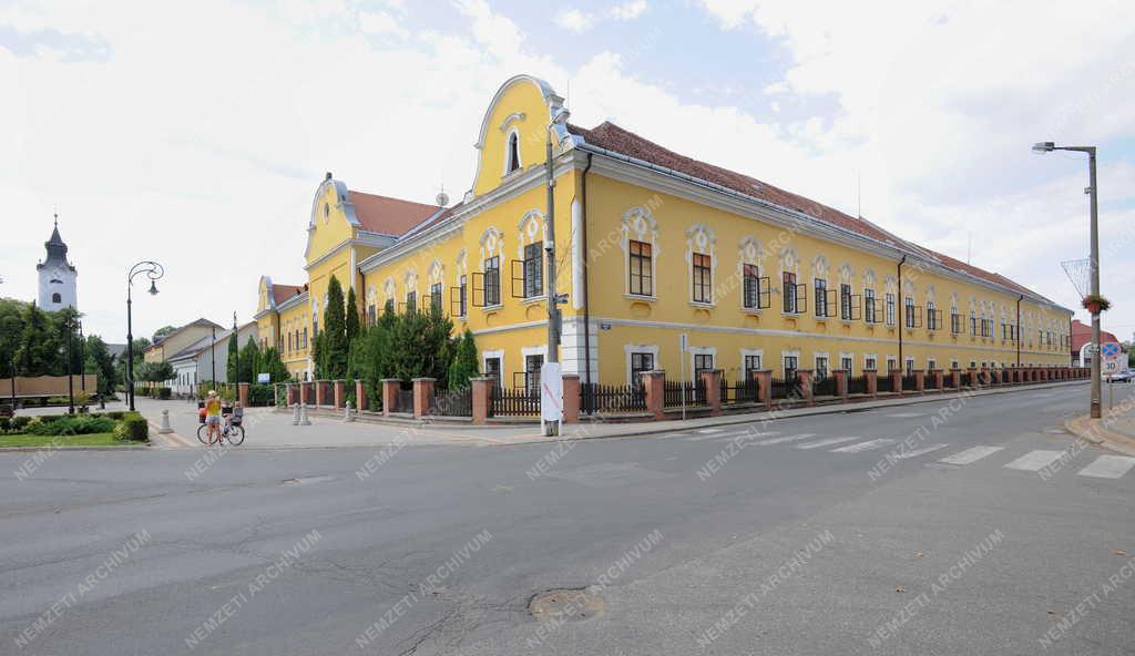 Városkép - Nagykálló - A régi megyeháza