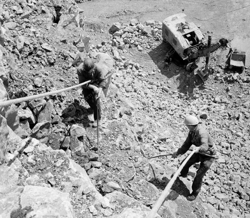 Bánya - Zalahalápi Kőbánya