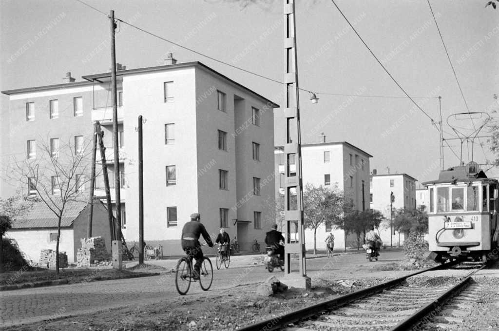 Ipar – Építőipar - Új lakónegyed készült el Szegeden