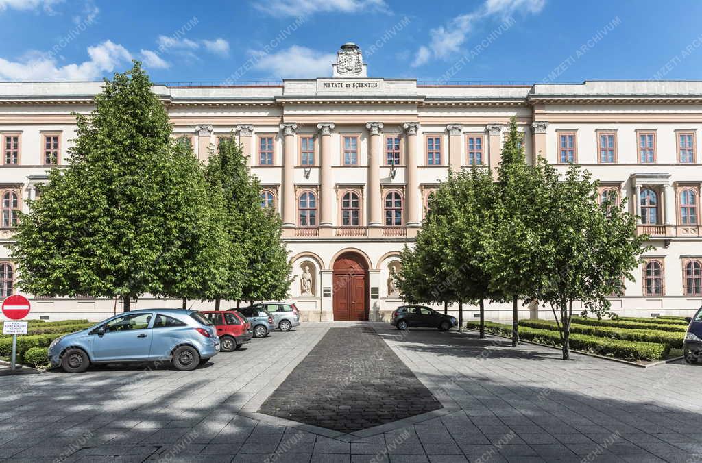 Oktatás - Esztergom - Esztergomi Hittudományi Főiskola