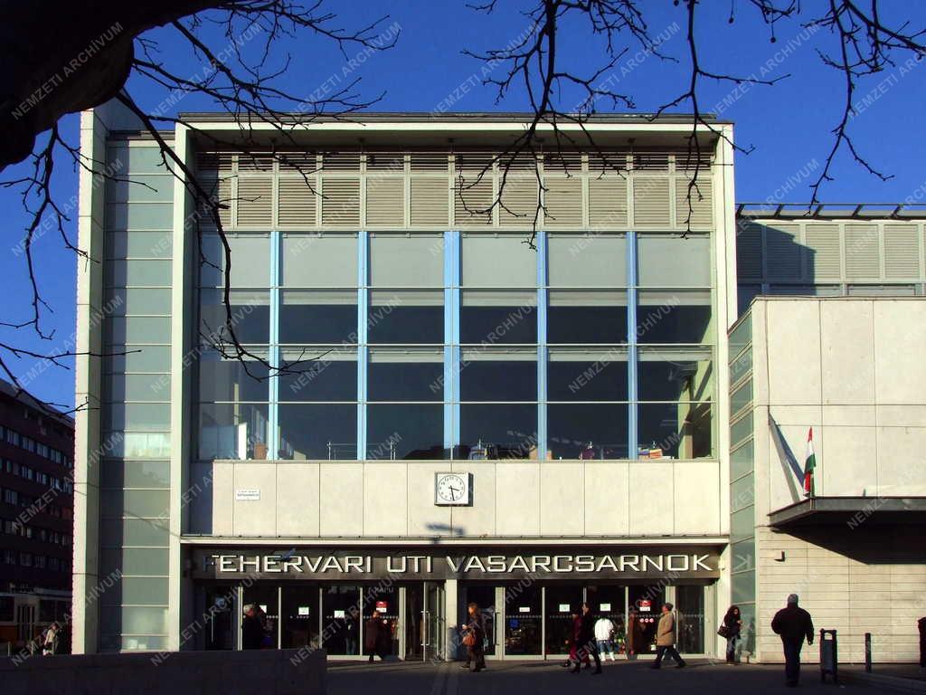 Kereskedelem - Fehérvári úti vásárcsarnok