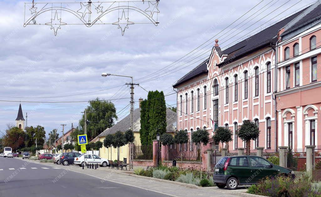 Városkép - Abaújszántó - Ilosvai Selymes Péter Általános Iskola