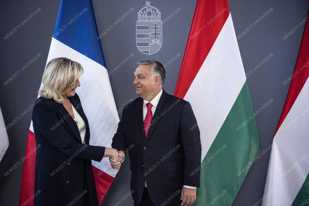 Orbán Viktor fogadta Marine Le Pent